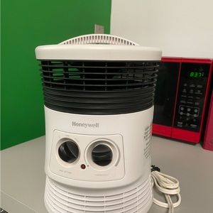 BRAND NEW IN THE BOX. HONEYWELL